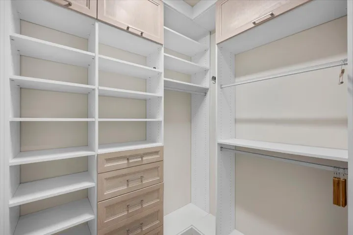 Beautifully Organized Walk In Closet
