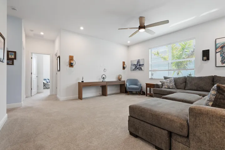 Upstairs Living Area