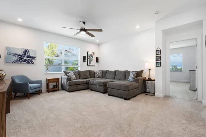 Upstairs Living Area
