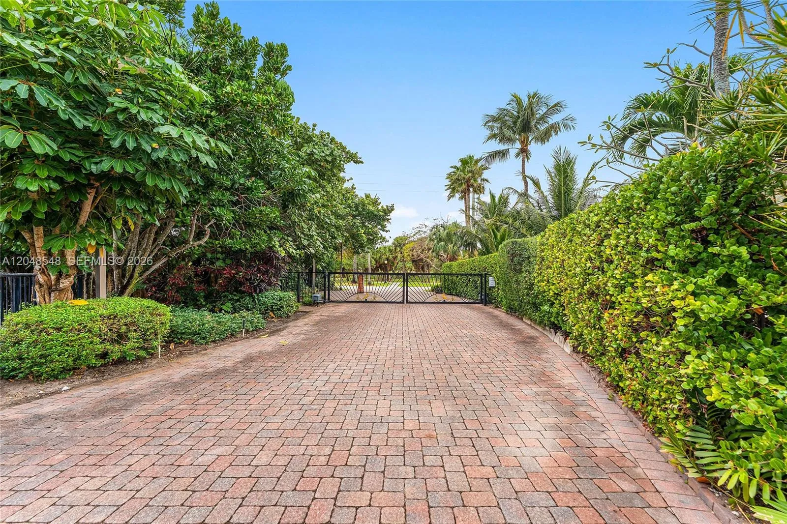Pavered private gated entry drive