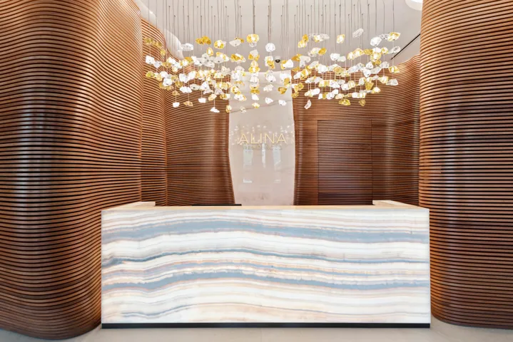 Alina - Front Desk
