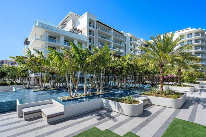 Amenity Deck