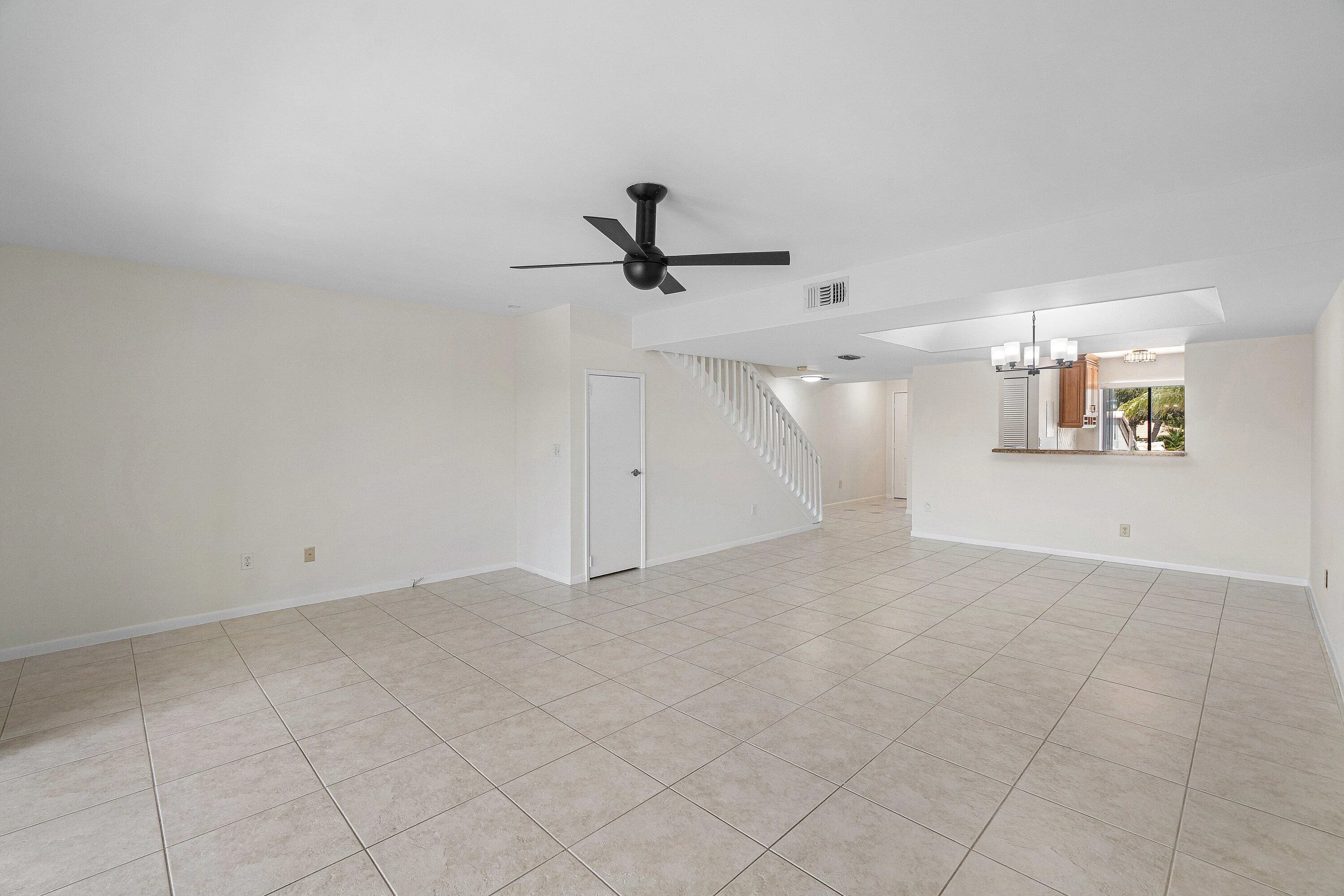014-210CaptainsWalk-711-DelrayBeach-FL-3