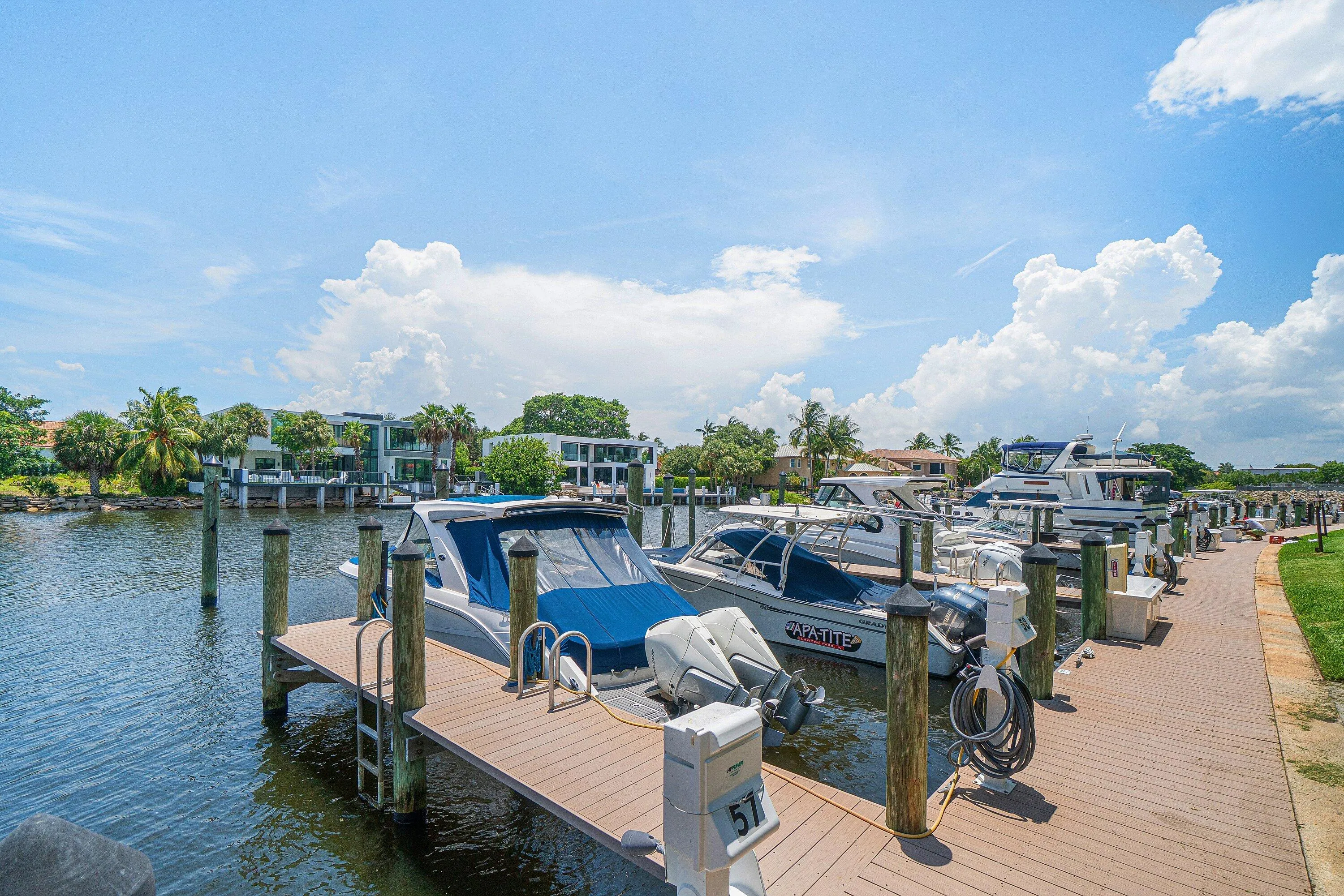 045-210CaptainsWalk-711-DelrayBeach-FL-3