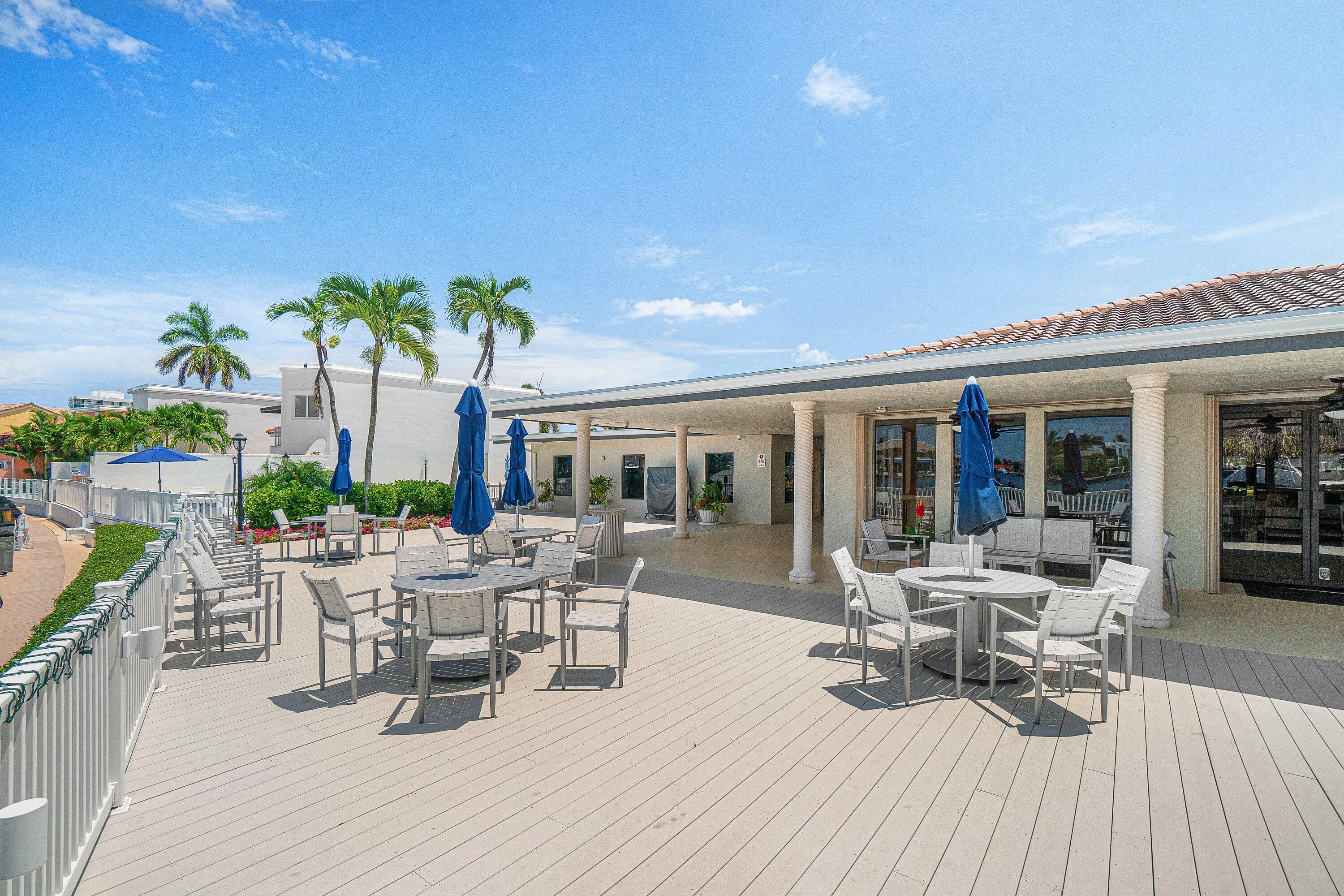 049-210CaptainsWalk-711-DelrayBeach-FL-3