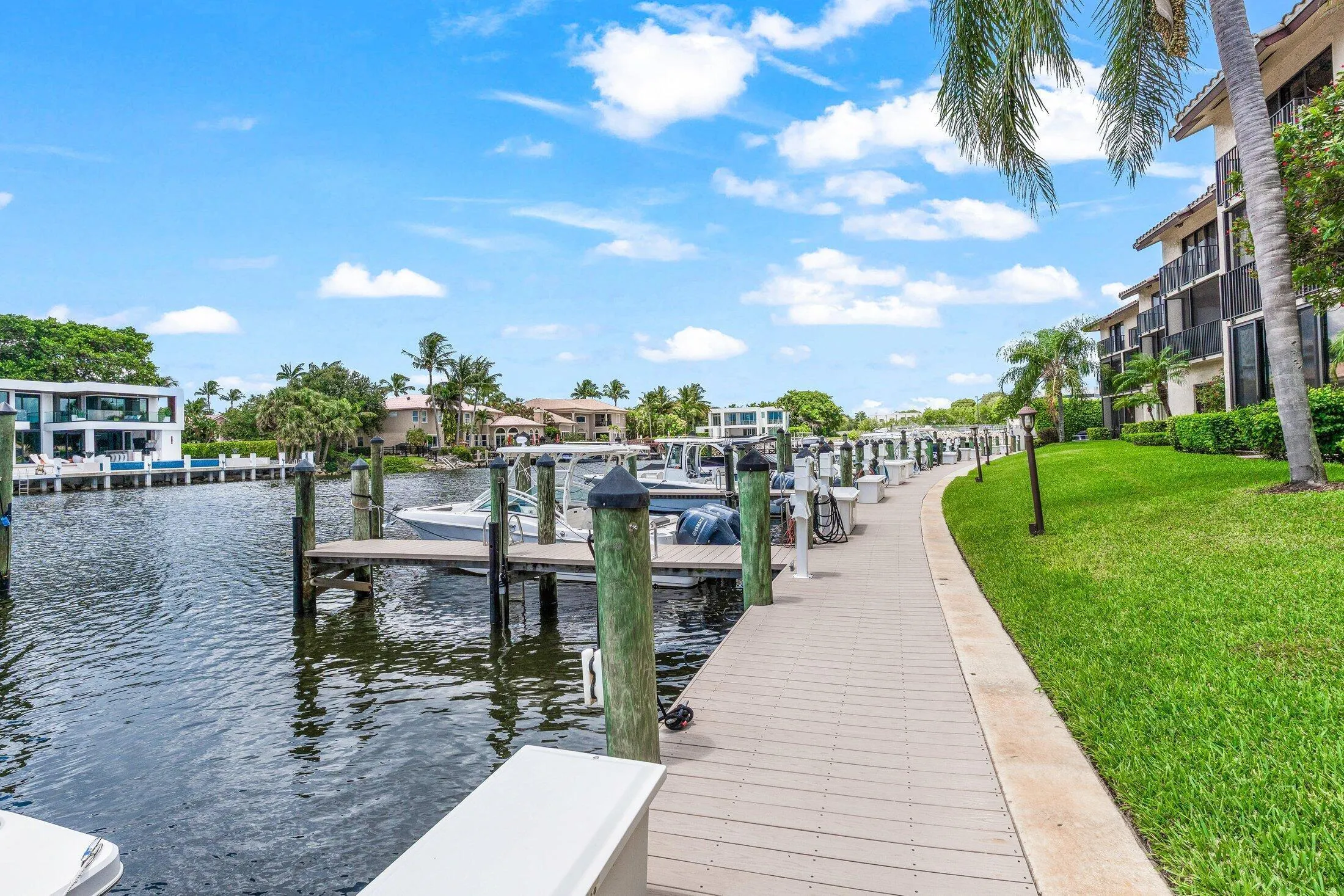 041-210CaptainsWalk-711-DelrayBeach-FL-3