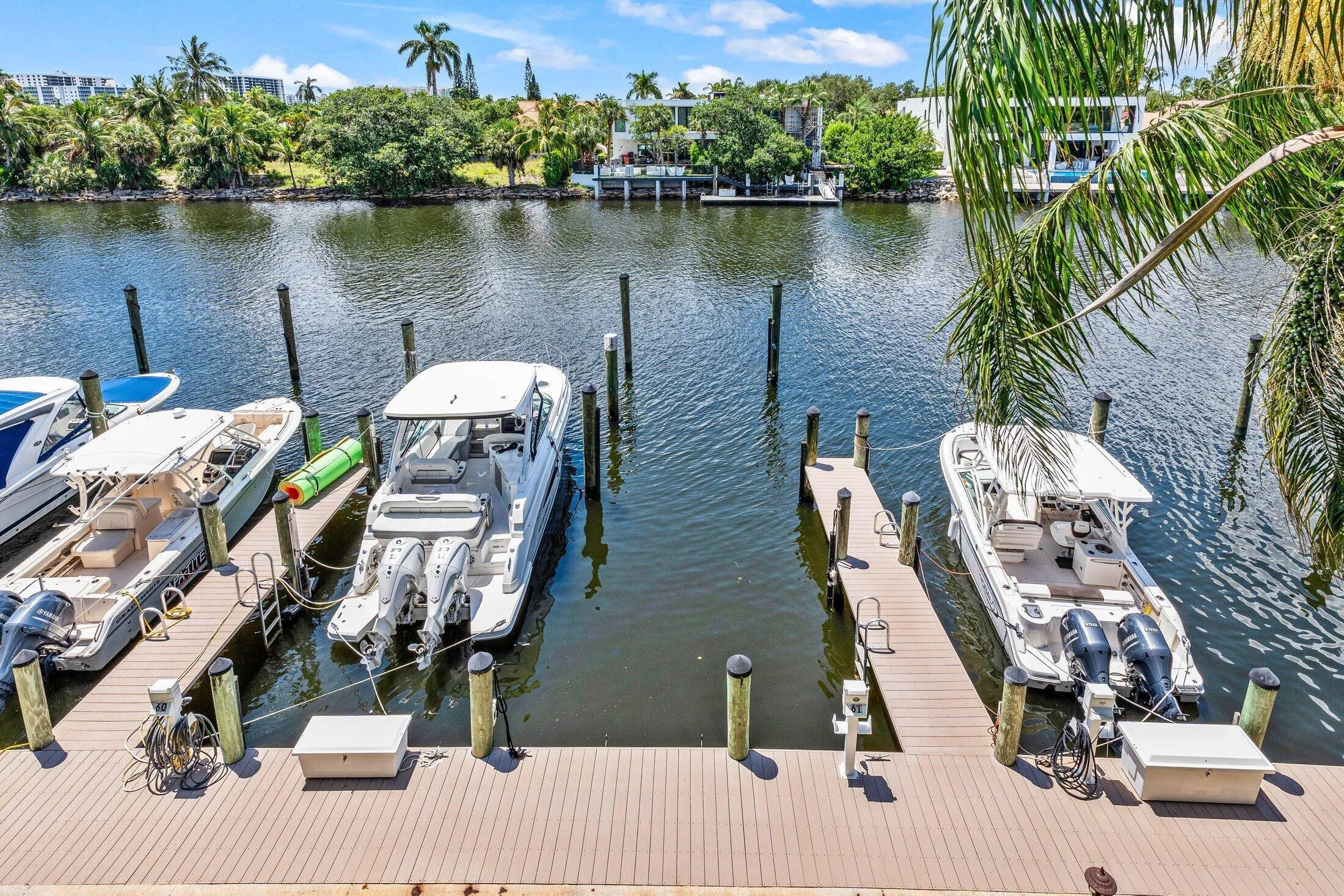 022-210CaptainsWalk-711-DelrayBeach-FL-3