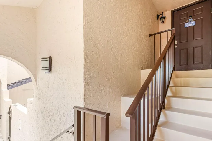 006-210CaptainsWalk-711-DelrayBeach-FL-3