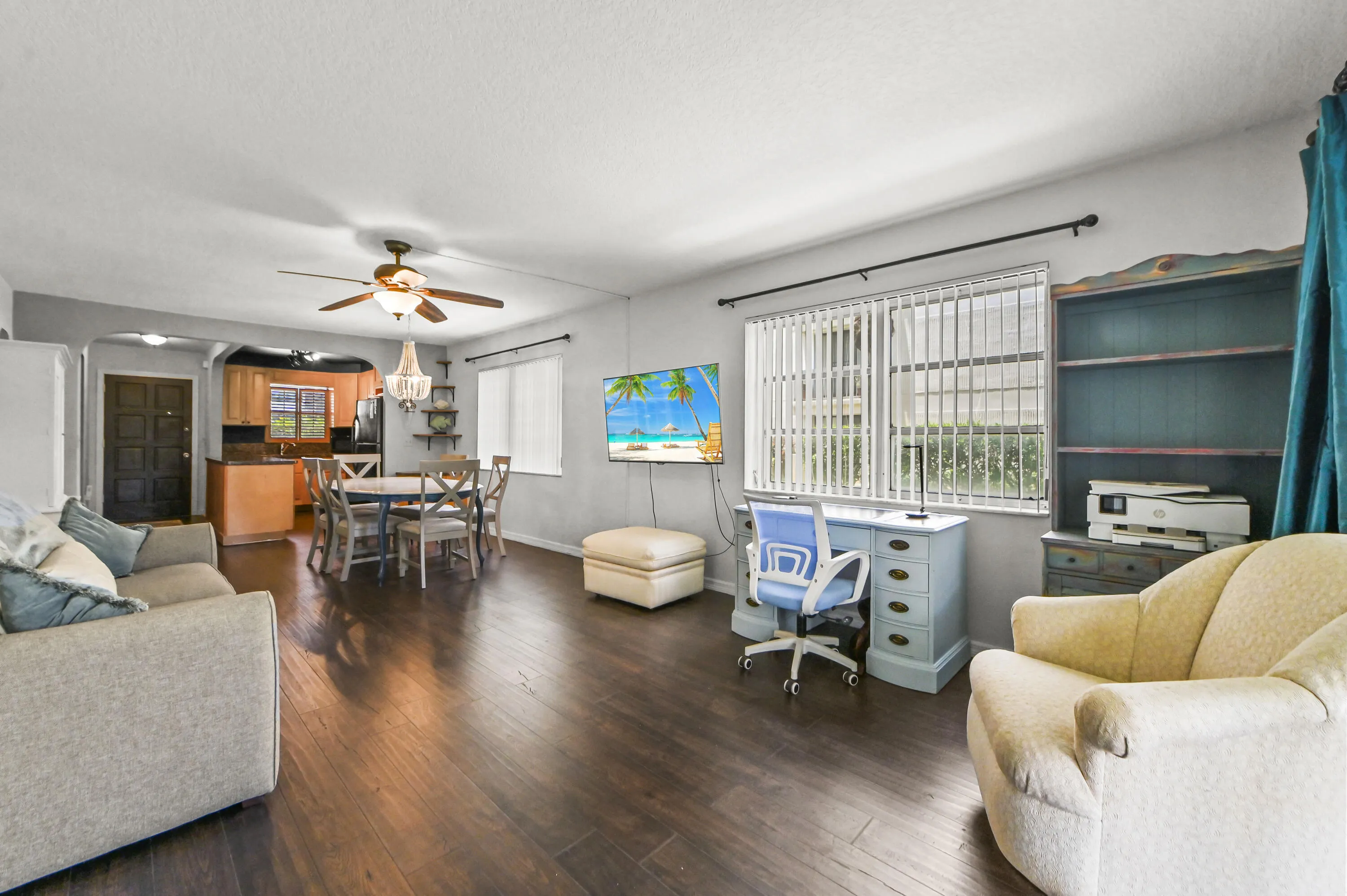 17 Living room 04