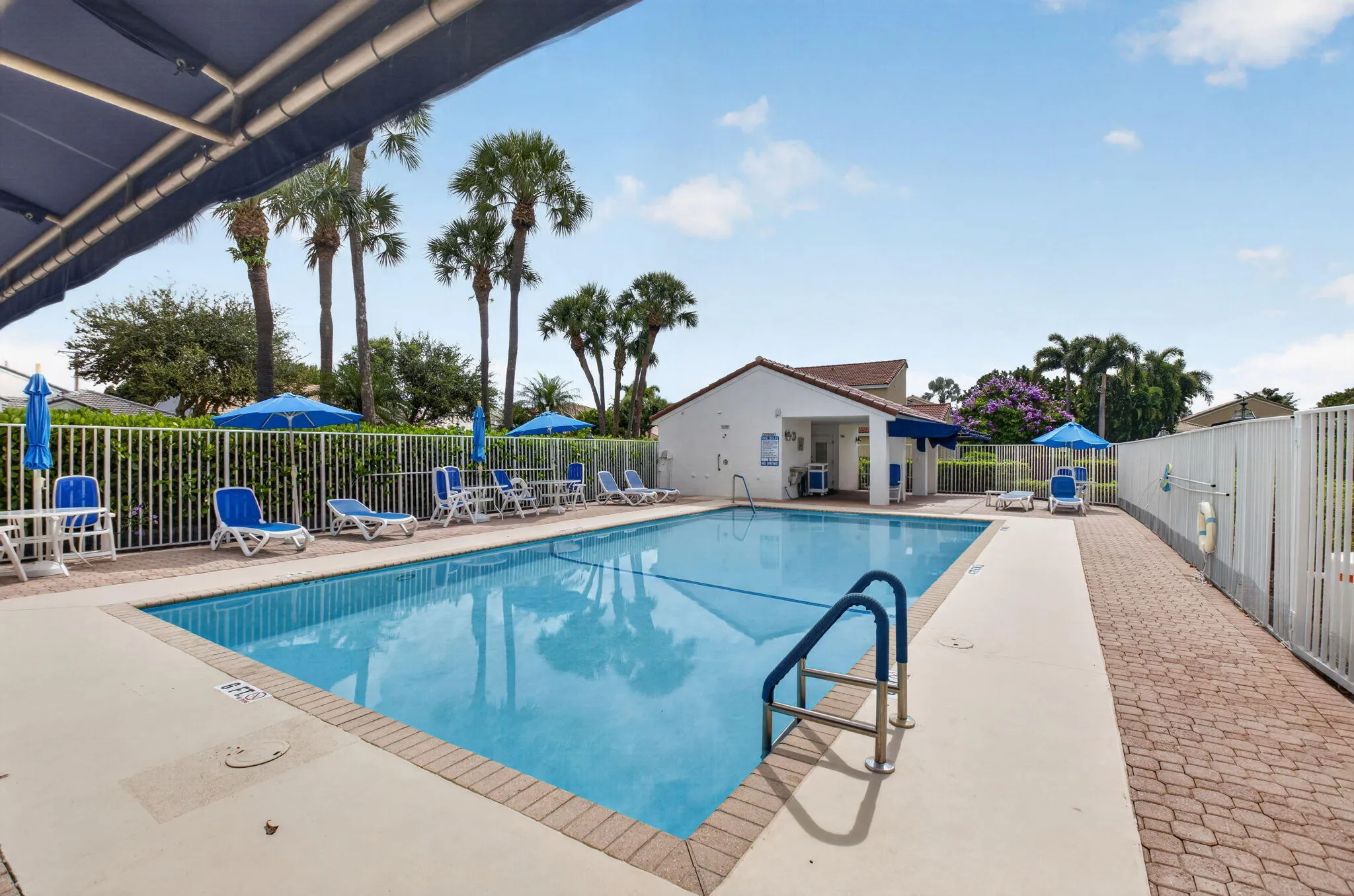Satellite Pool. Short walk to the pool
