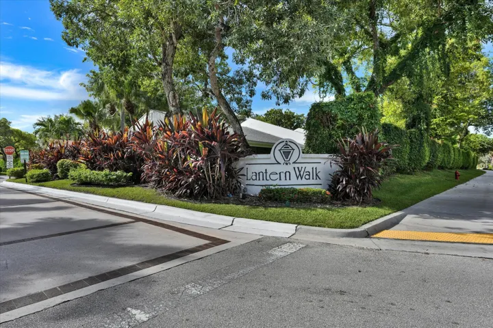 09-100 Sunshine Blvd-9