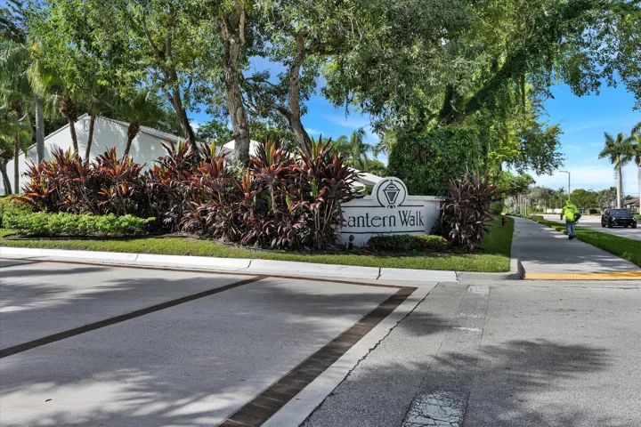 08-100 Sunshine Blvd-8