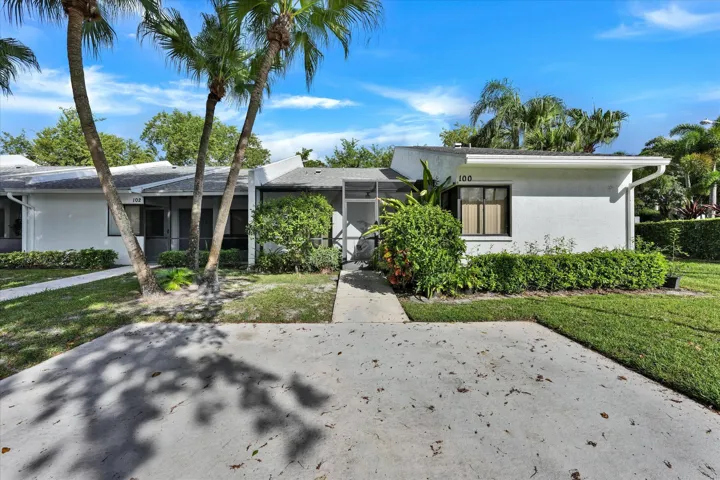 05-100 Sunshine Blvd-5