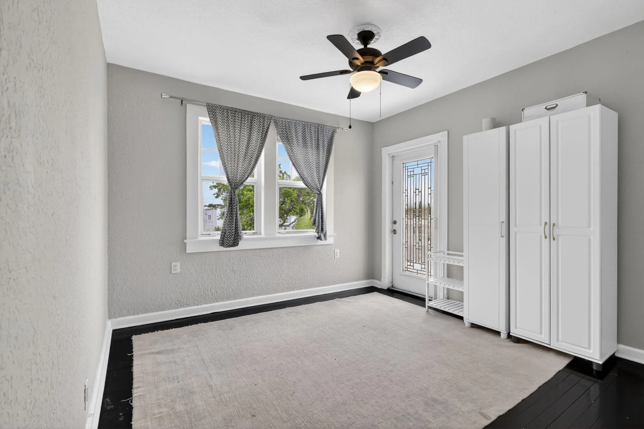 Property photo 32