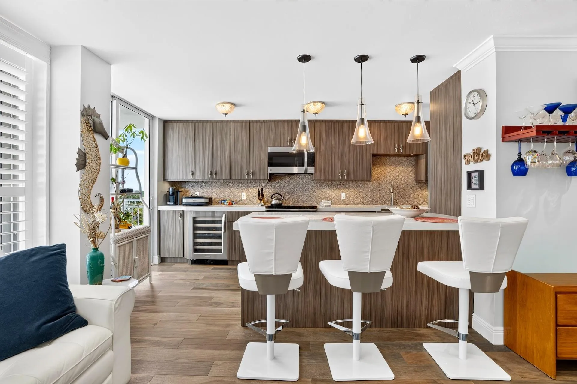 KITCHEN AREA