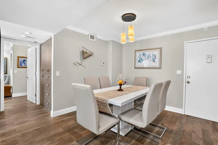 DINING AREA-2