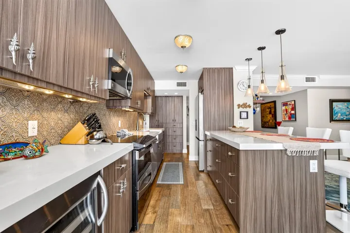 KITCHEN AREA-4