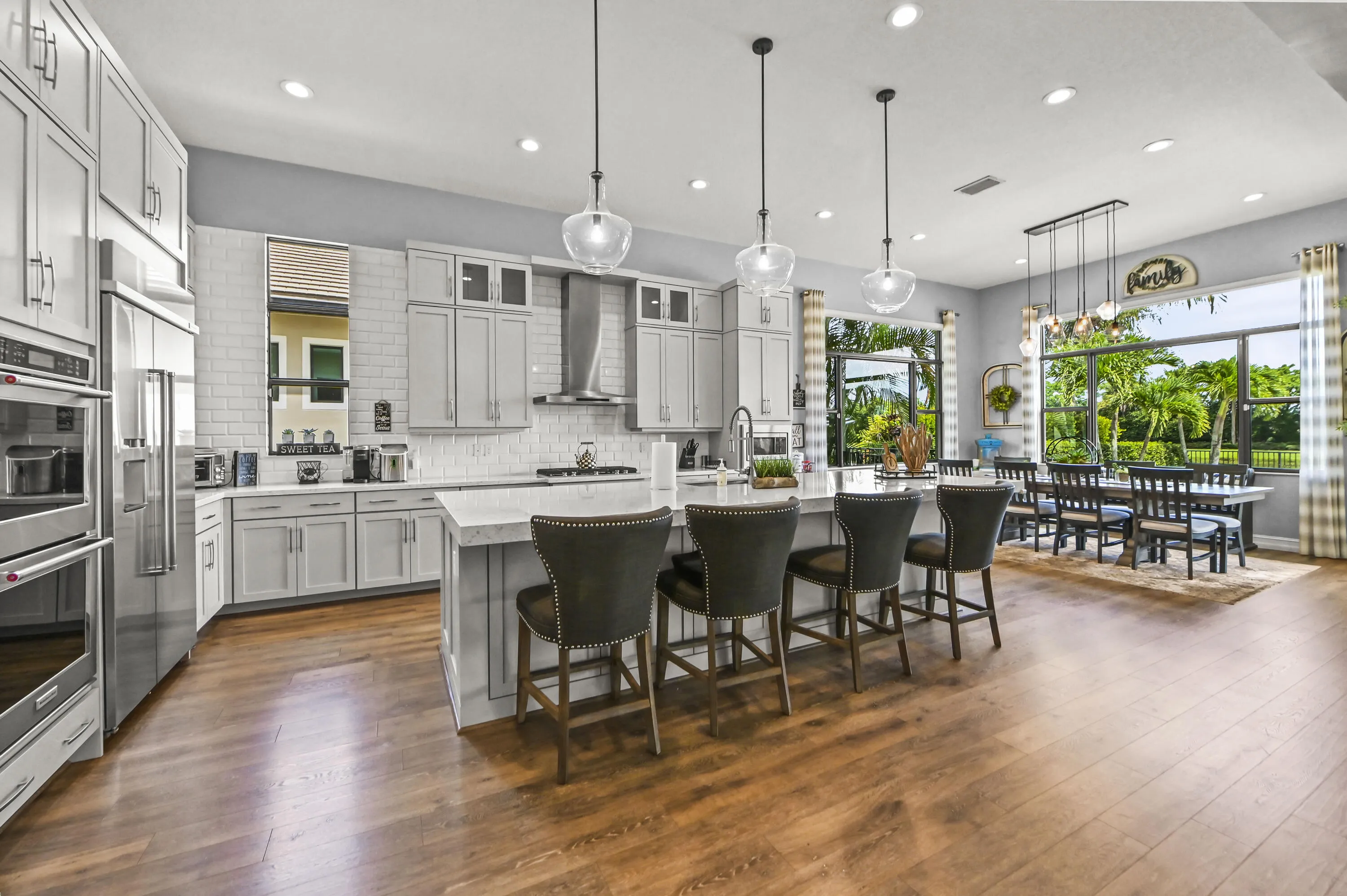 16 Kitchen 04
