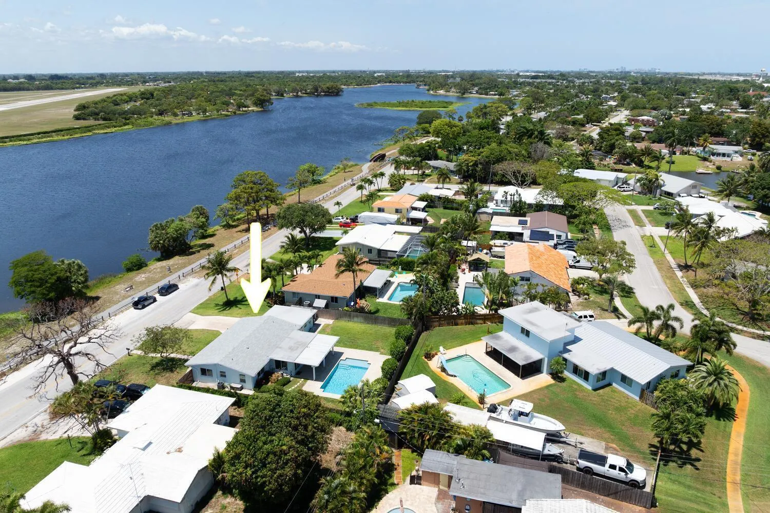 5920 Lake Osborne Dr Lake-large-005-002-