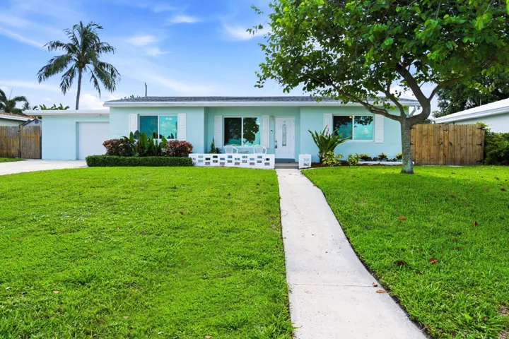 5920 front yard