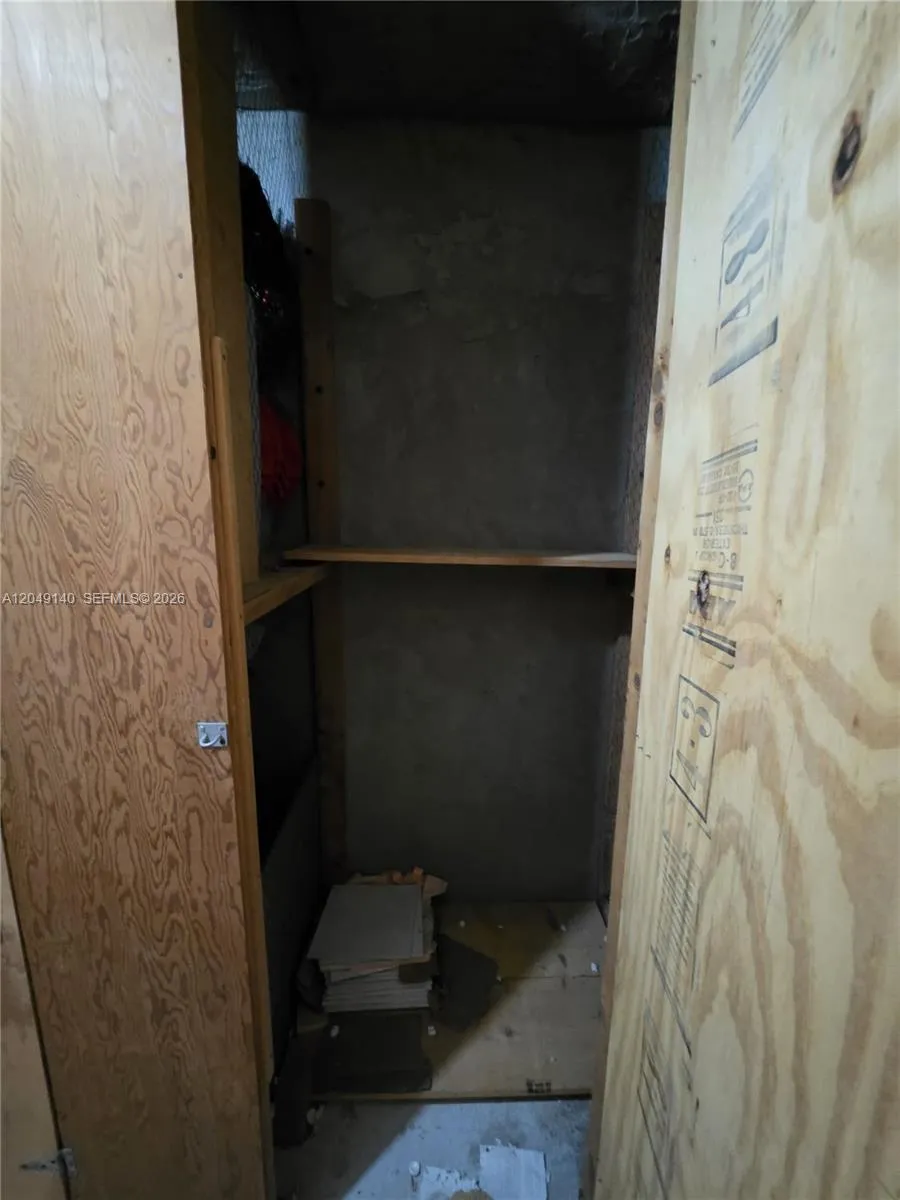 Photo 37