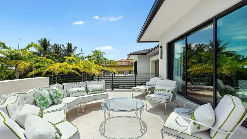 18 Ocean Ave (17)