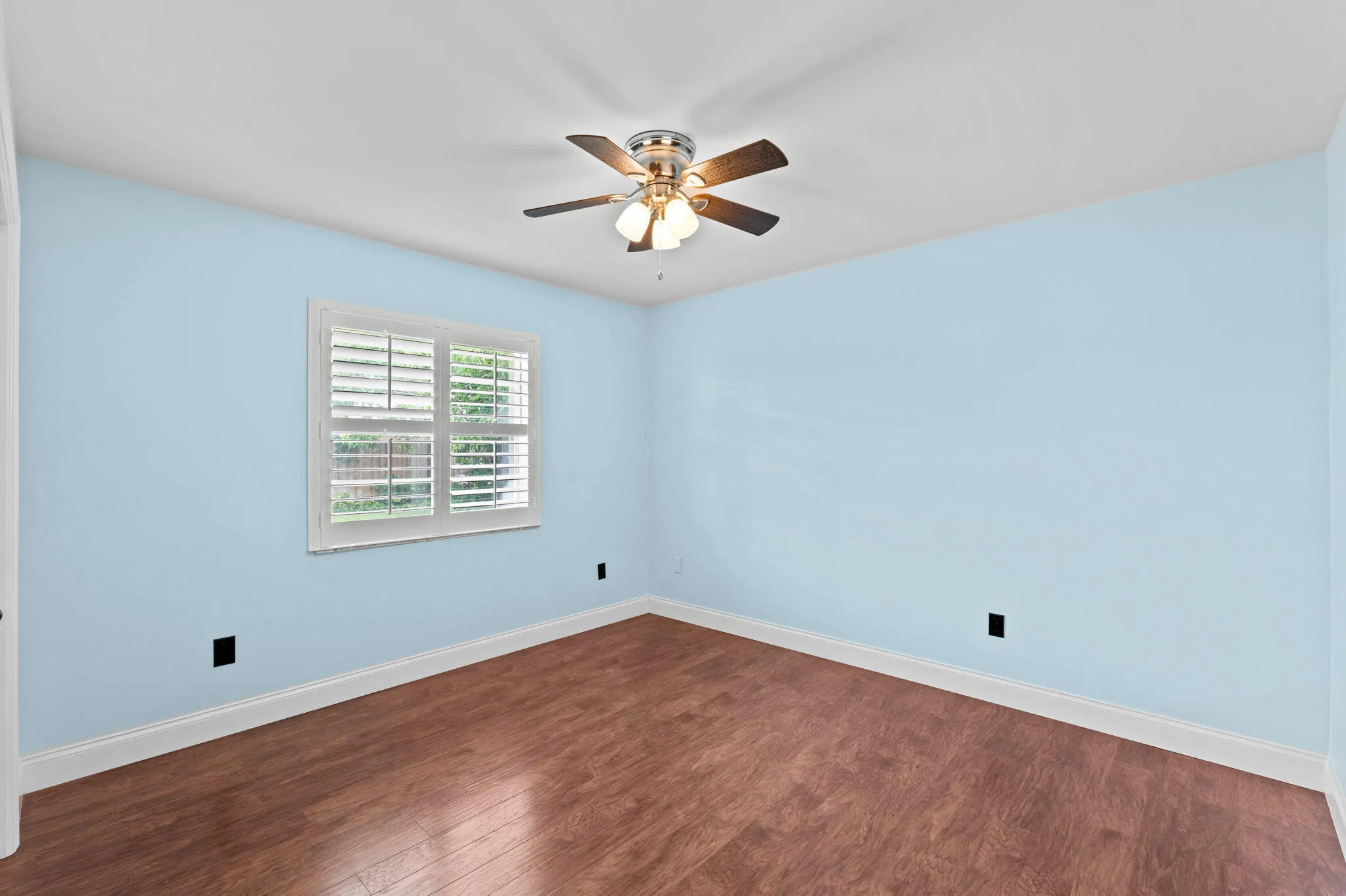 39-web-or-mls-A7408744