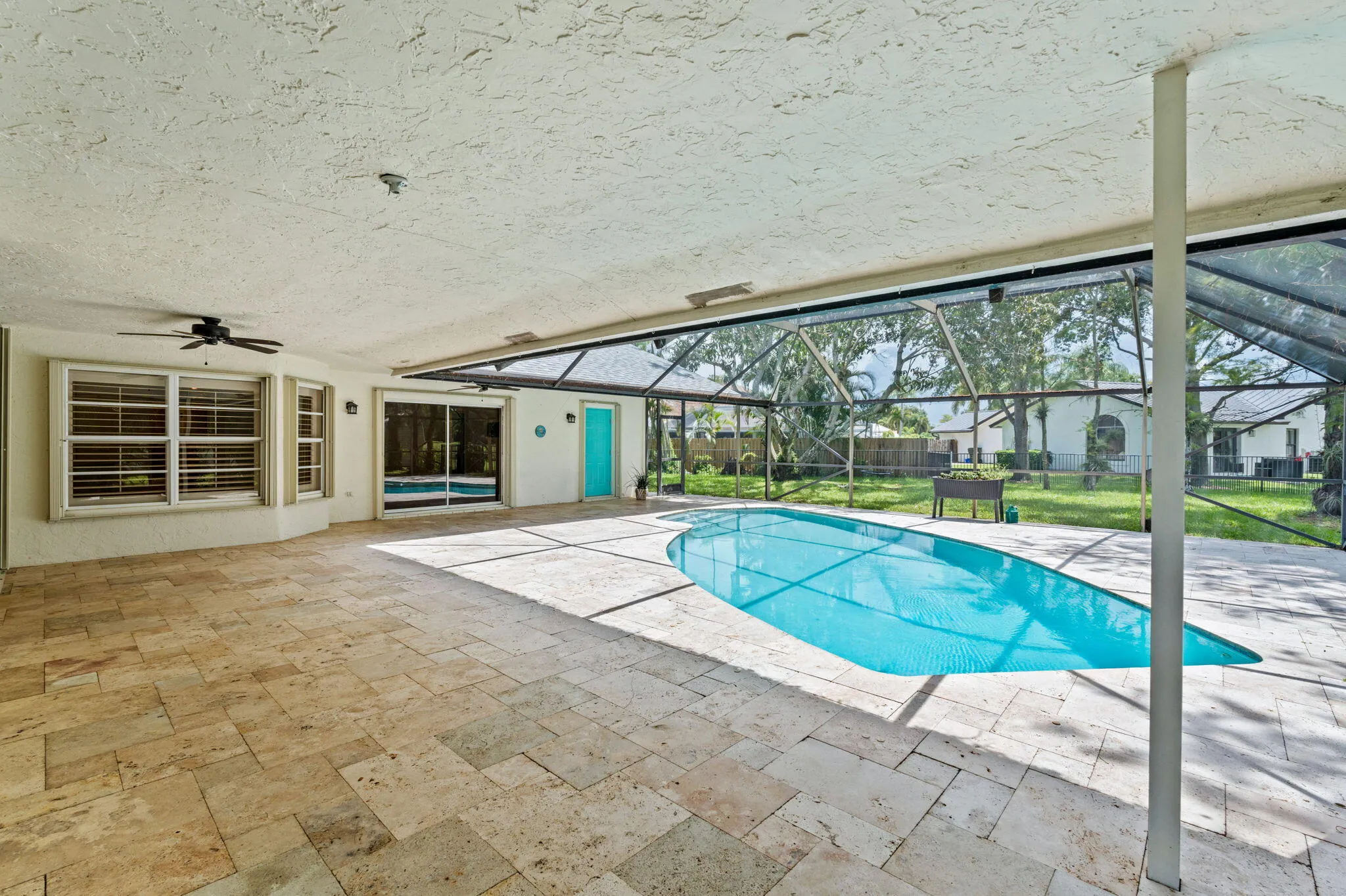 46-web-or-mls-A7408679