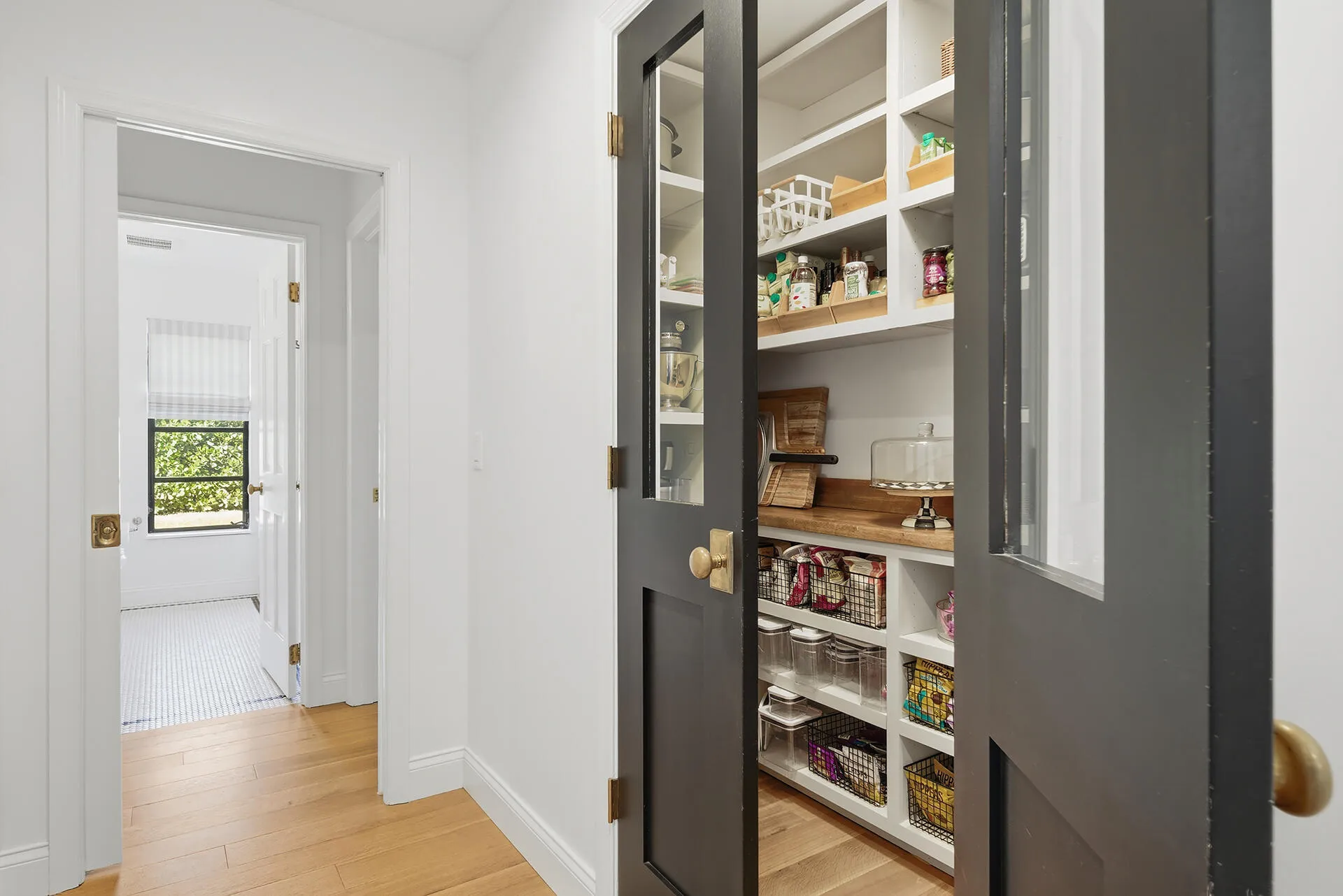 Fabulous Walk-in