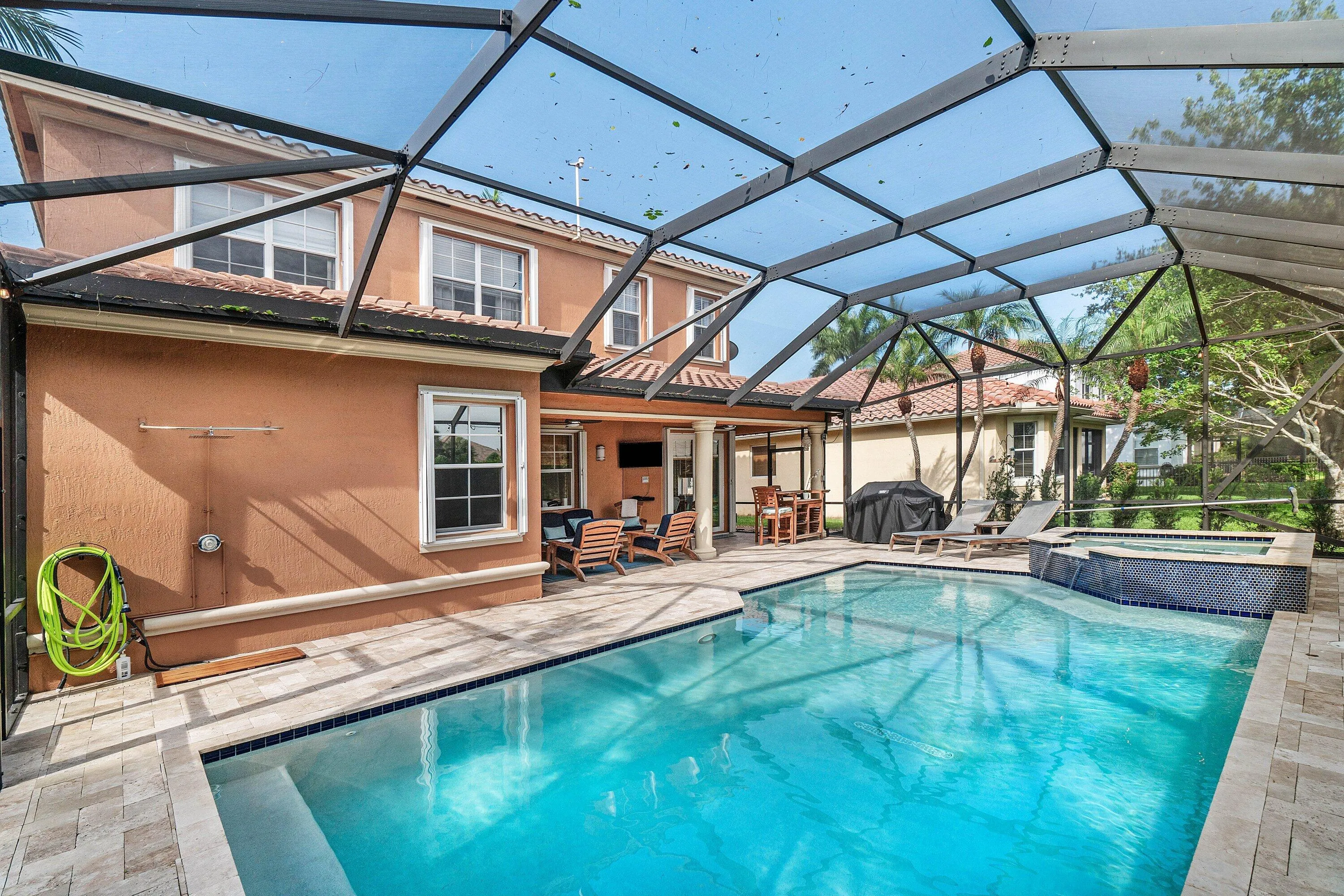 050-10697WillowOakCourt-Wellington-FL-33