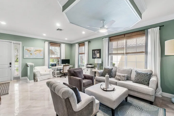 008-10697WillowOakCourt-Wellington-FL-33