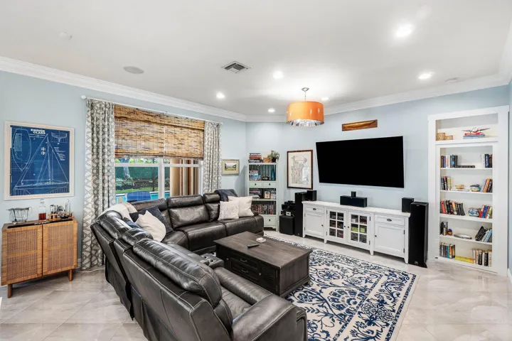 017-10697WillowOakCourt-Wellington-FL-33