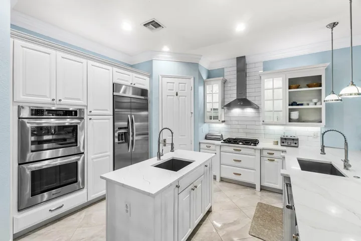 012-10697WillowOakCourt-Wellington-FL-33