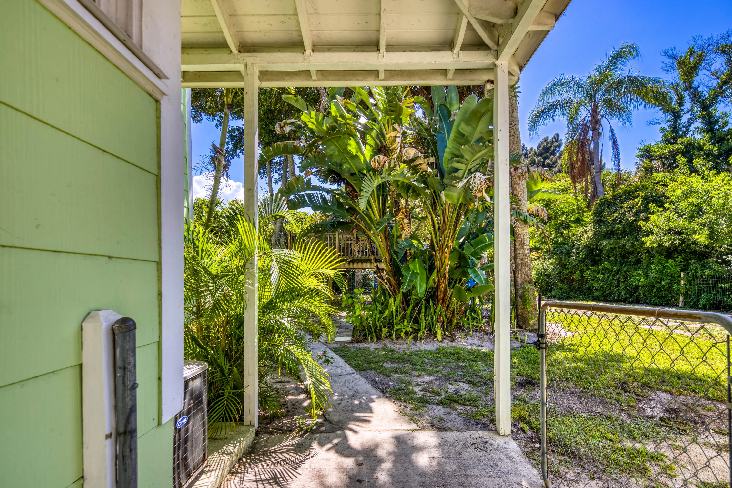 Property photo 33
