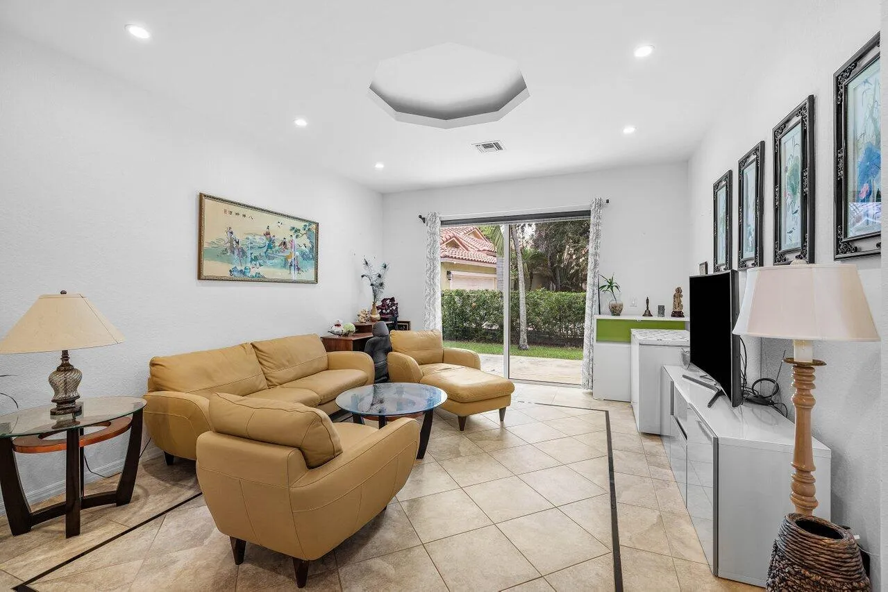 006-5563Northwest41stAvenue-CoconutCreek
