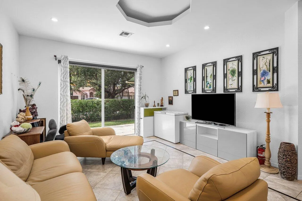 007-5563Northwest41stAvenue-CoconutCreek