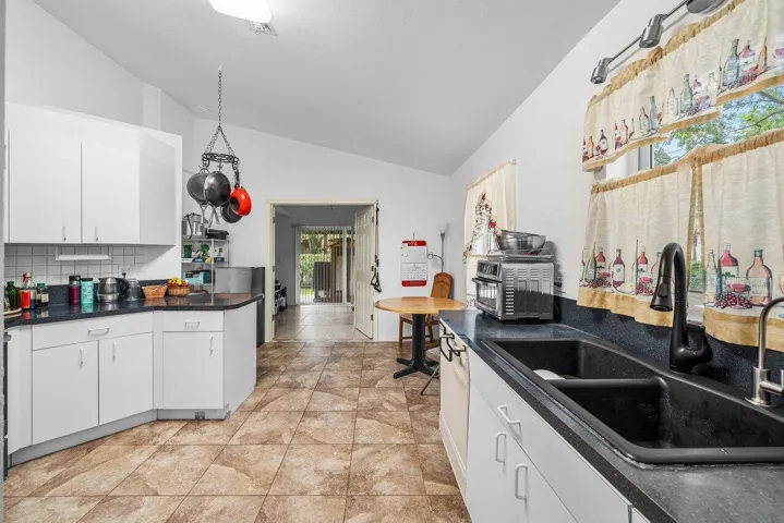 012-5563Northwest41stAvenue-CoconutCreek