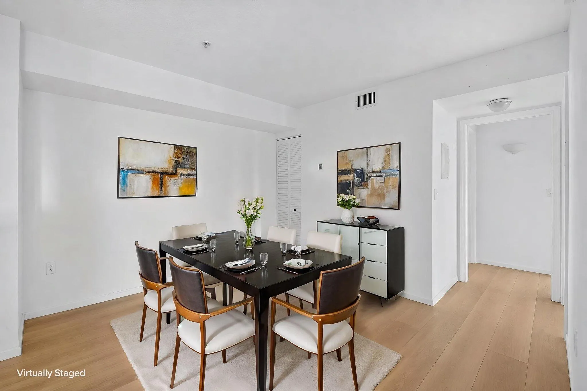 How it would look when renovated. How it would look when renovated. This a virtual staging