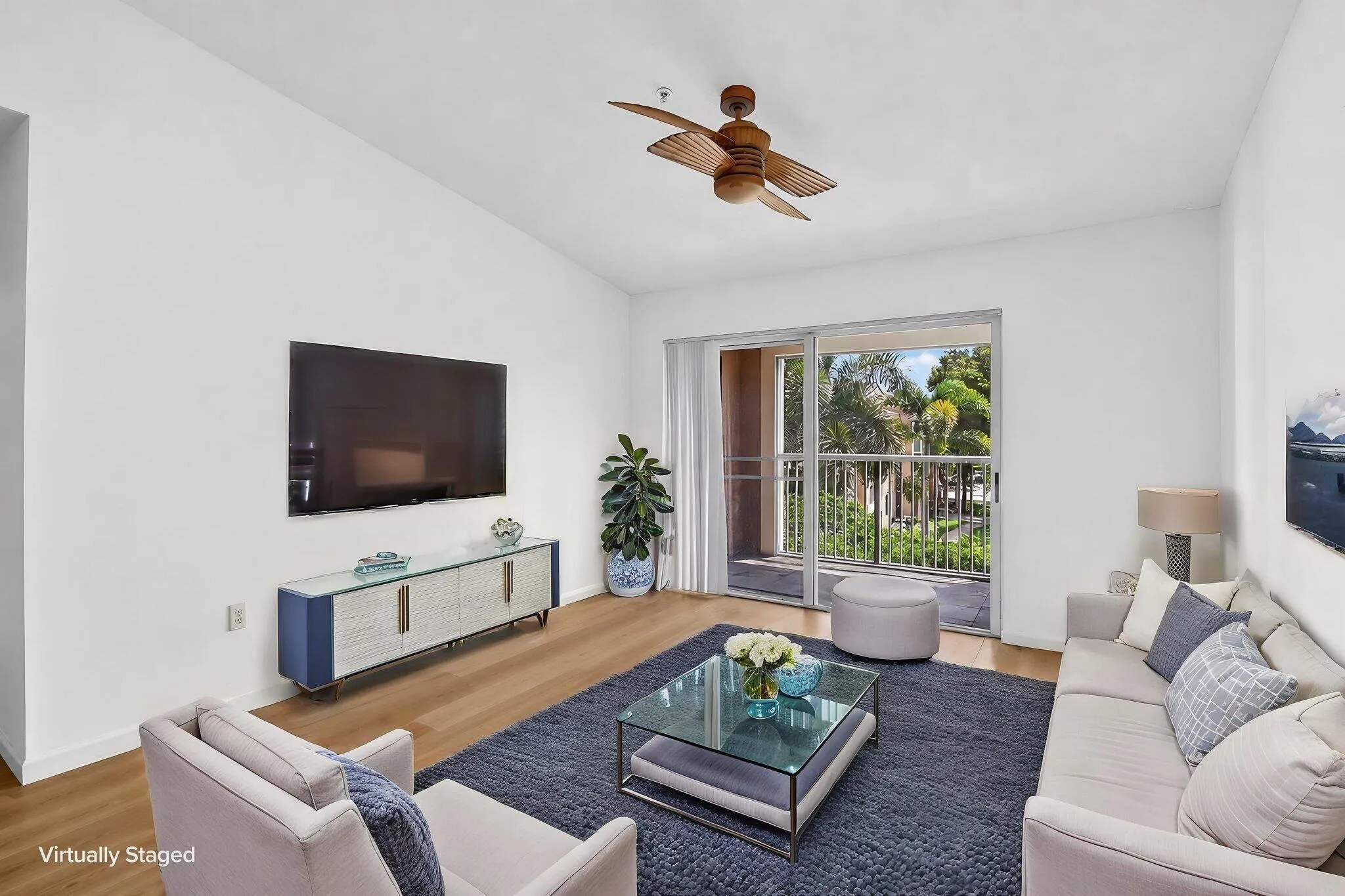How it would look when renovated. How it would look when renovated. This a virtual staging