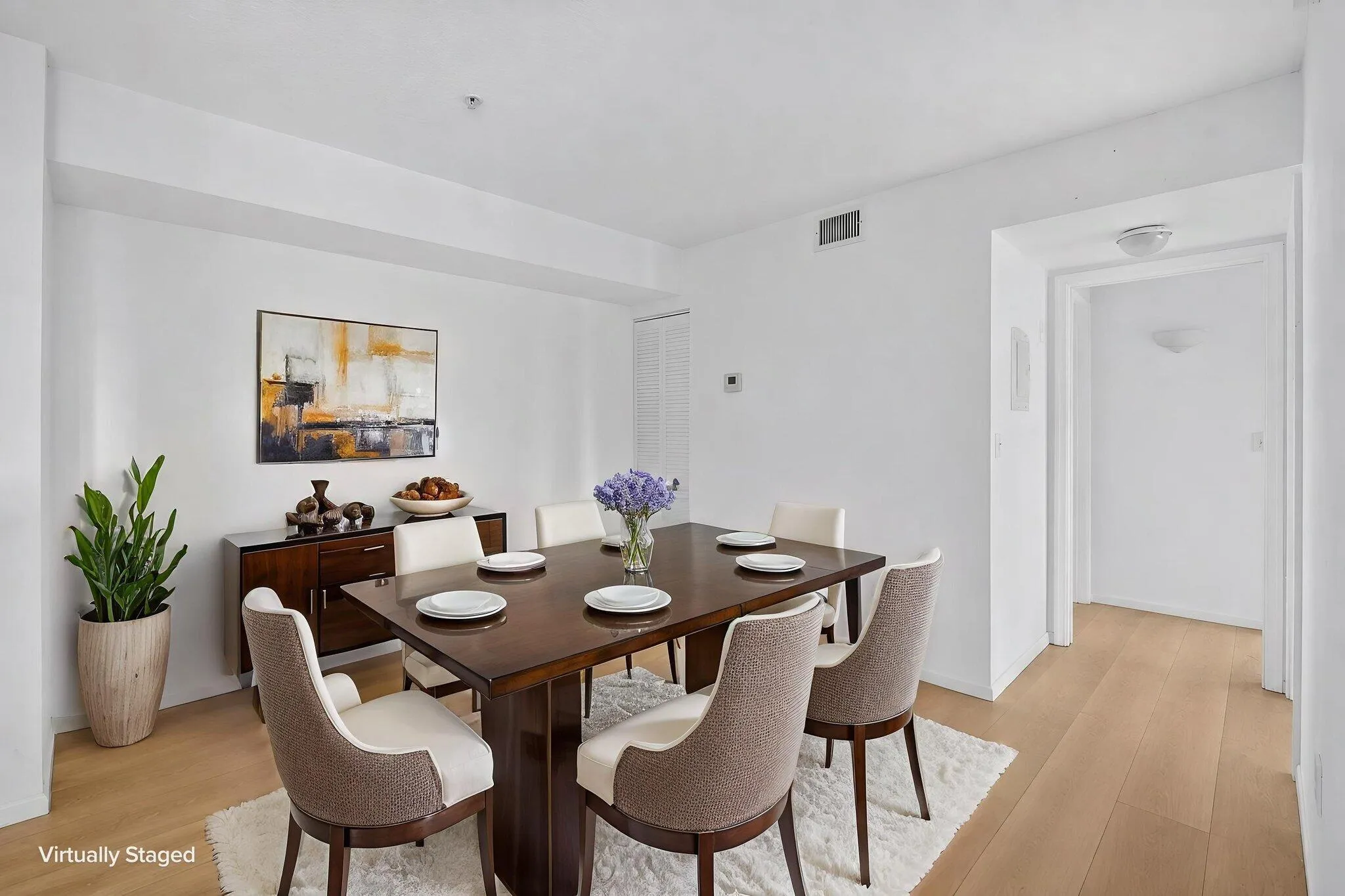 How it would look when renovated. How it would look when renovated. This a virtual staging