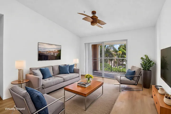 How it would look when renovated. How it would look when renovated. This a virtual staging