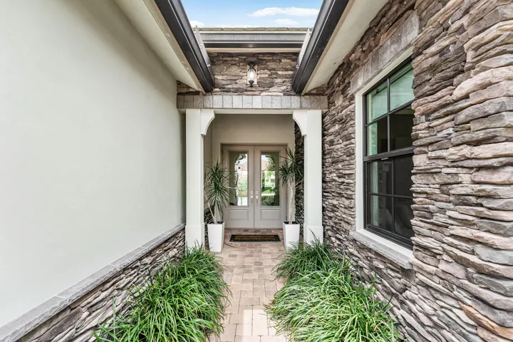 004-9316GrandPrixLane-BoyntonBeach-FL-33