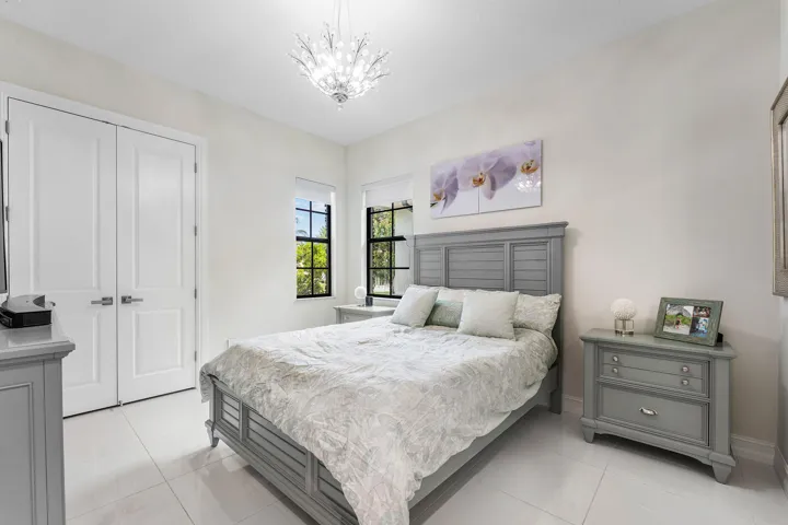 021-9316GrandPrixLane-BoyntonBeach-FL-33