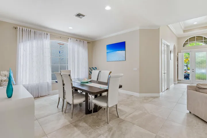 771 SE Pebble Drive-9