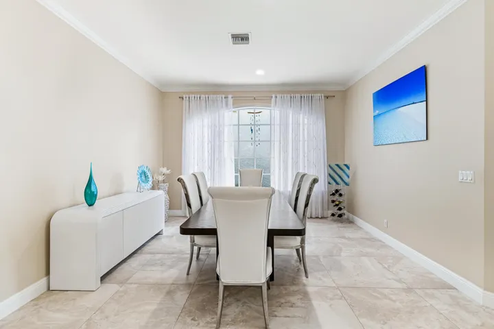 771 SE Pebble Drive-10