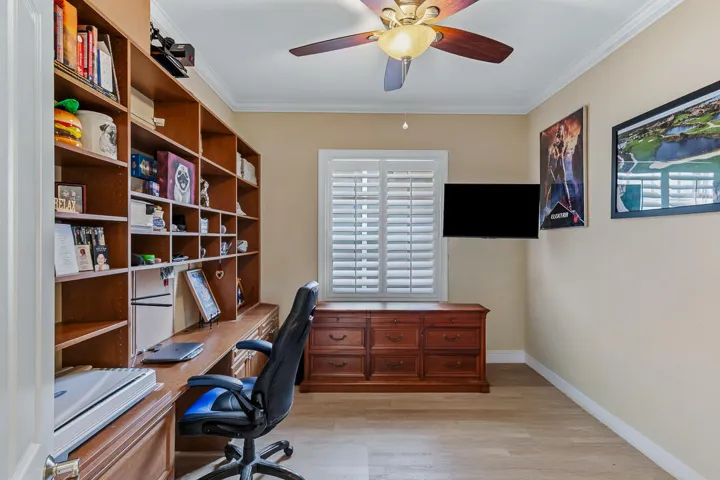 771 SE Pebble Drive-41