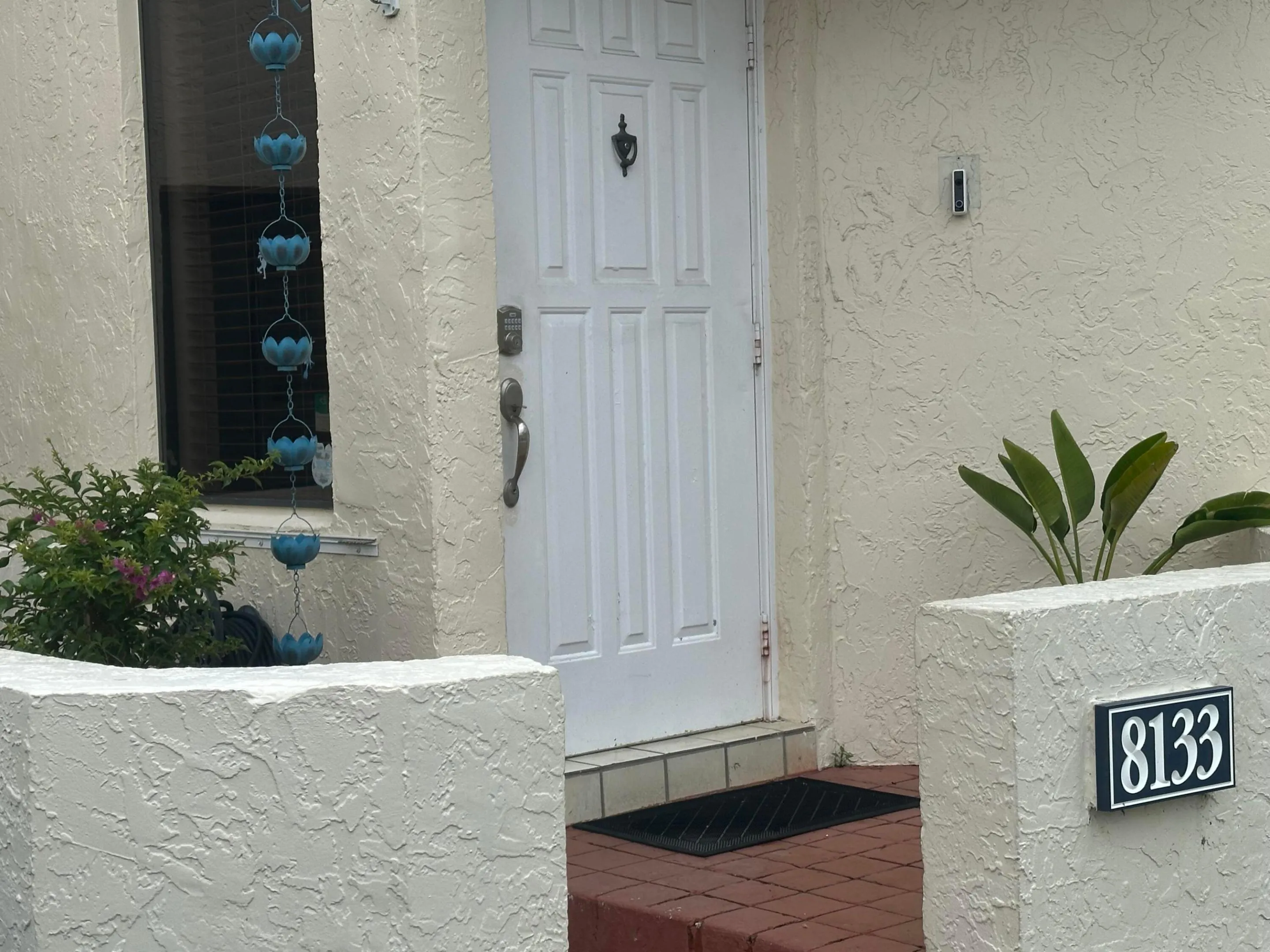 Front Entrance to Unit 8133