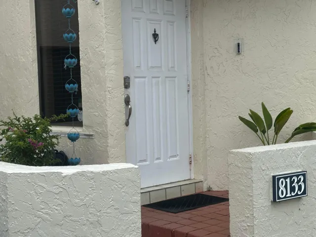 Front Entrance to Unit 8133