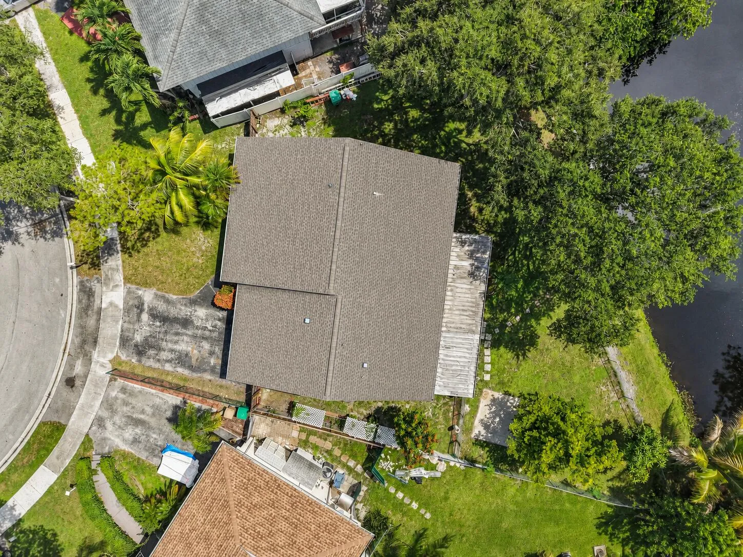 New roof to be instaled on July 2026. This photo is AI-generated