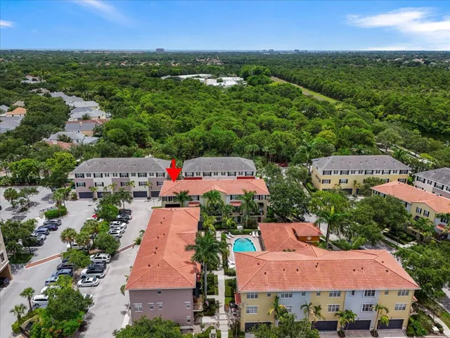 Location to the pool